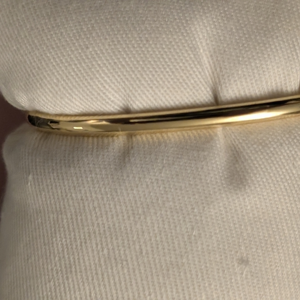 Kate Spade ♠️ Black flower white pearl KATE Spade flex cuff hinge bracelet - Picture 2 of 4